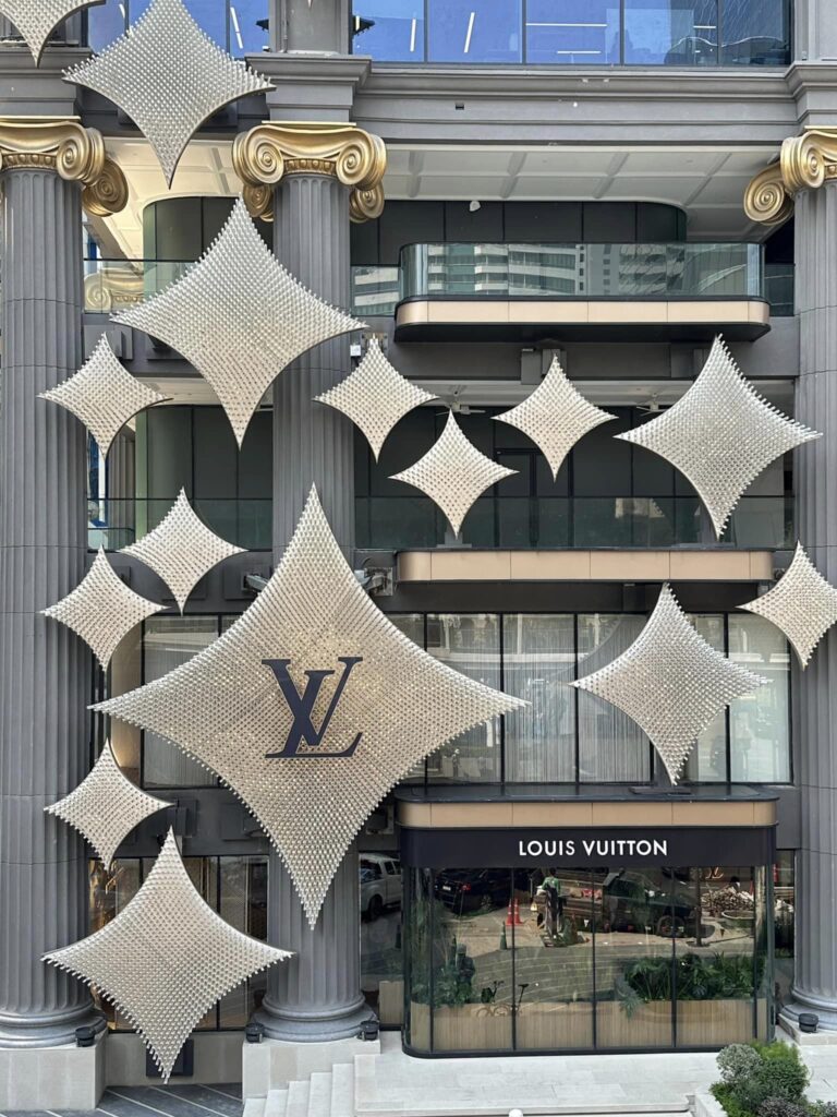 Le Cafe Louis Vuitton ที่ LV The Place Bangkok