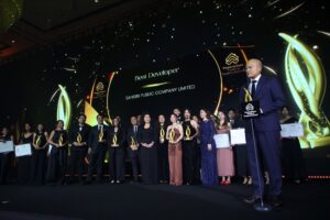 แสนสิริ ข่าวประชาสัมพันธ์ --- “แสนสิริ” คว้ารางวัลใหญ่สุด “BEST DEVELOPER” หนึ่งเดียวในไทย จาก PropertyGuru Thailand Property Awards 2026 ตอกย้ำผู้นำอสังหาฯ ของประเทศ และแบรนด์ขวัญใจมหาชน - Sansiri - Property Guru Award 2026_3 Best Developer
