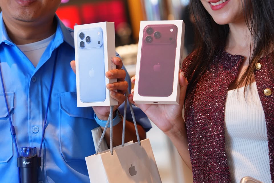 iPhone 18 - ยิ้มอะไรกัน!